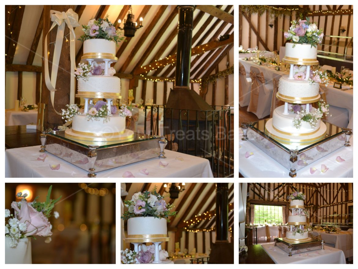 Pillars and Gold Wedding Cake